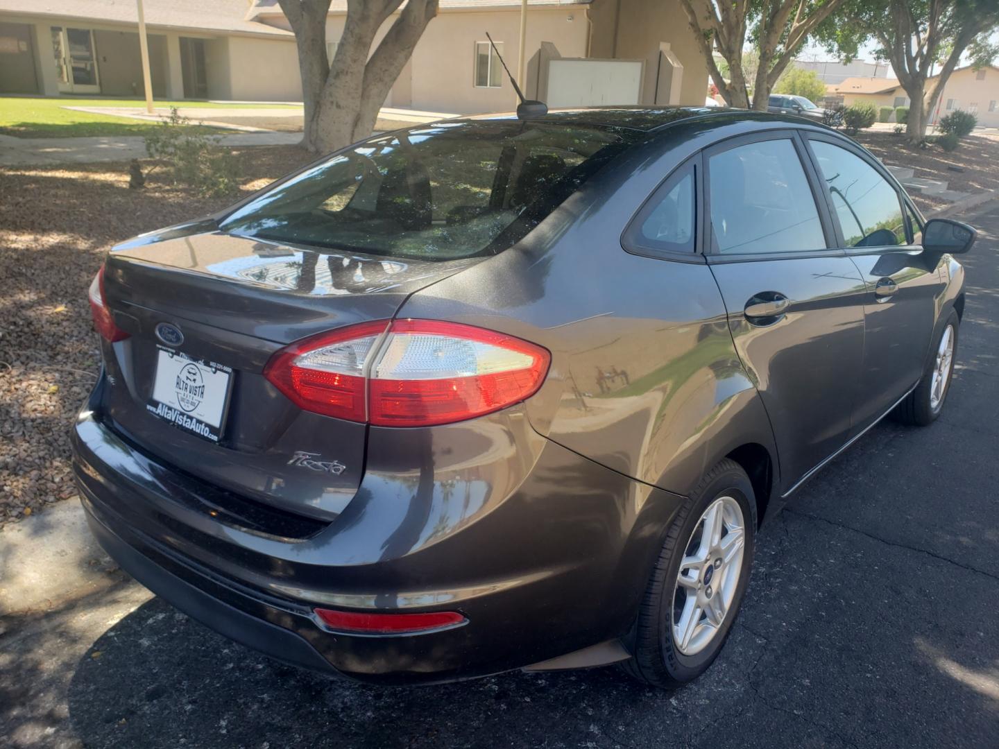 2019 /black Ford Fiesta SE (3FADP4BJ3KM) with an 1.6L L4 DOHC 16V engine, 6-Speed Automatic transmission, located at 323 E Dunlap Ave., Phoenix, AZ, 85020, (602) 331-9000, 33.567677, -112.069000 - 2019 Ford Fiesta SE,.....A Must See!!... No accidents,.... Ice cold AC. The car is gorgeous inside and out. Power windows, Power door locks, Stereo/ CD Player, Phone sync, Bluetooth, Backup camera, Beautiful Black interior with Black cloth seats in near perfect condition, Clean Arizona title , Runs - Photo#3